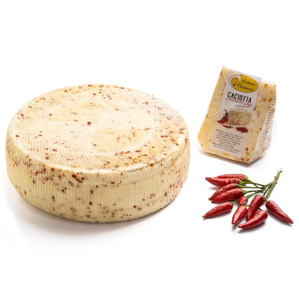 Caciotta d’Aviano al Peperoncino Caciotta d’Aviano al Peperoncino